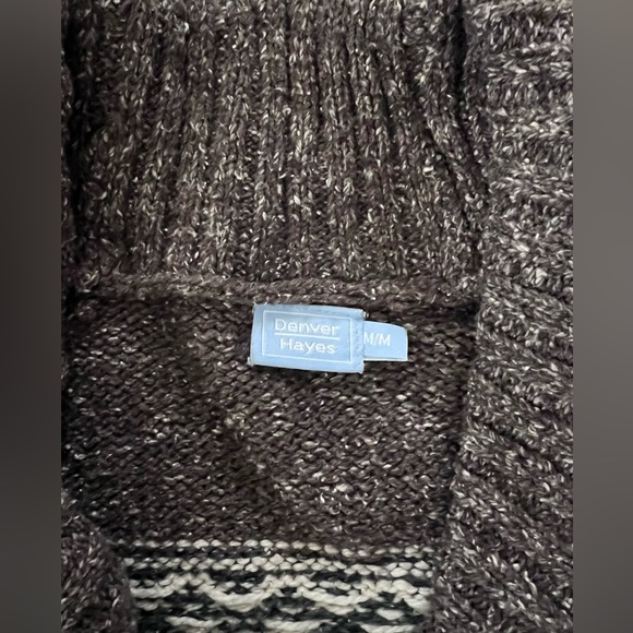 ♥️Cute Denver Hayes Sweater - Picture 4 of 4